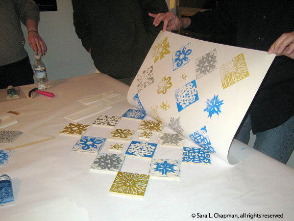 blockprintgiftwrap8019